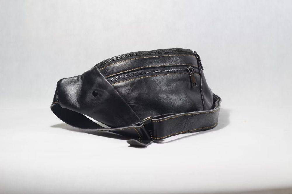 5 Fakta Waist Bag, Tas Multifungsi yang Wajib Kamu Punya