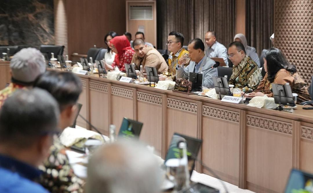 Hak Pensiun Dihapus, Serikat Pekerja dan Pensiunan PT Pos Ngadu ke DPR