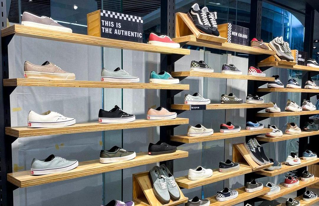 Vans Resmi Buka Gerai Terbaru di Paskal 23 Bandung

