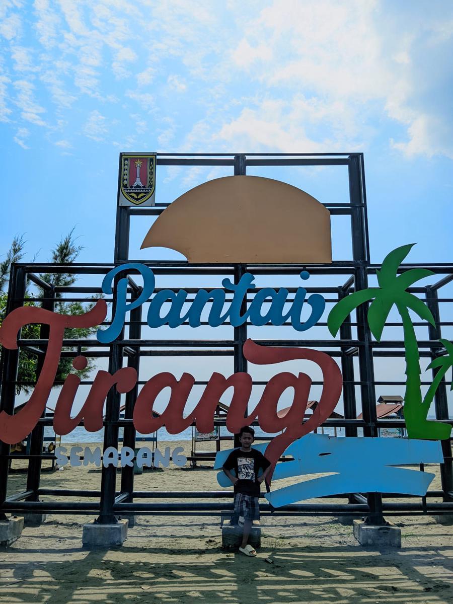 Pantai Tirang Semarang: Tiket Masuk, Jam Buka, Lokasi dan Rute