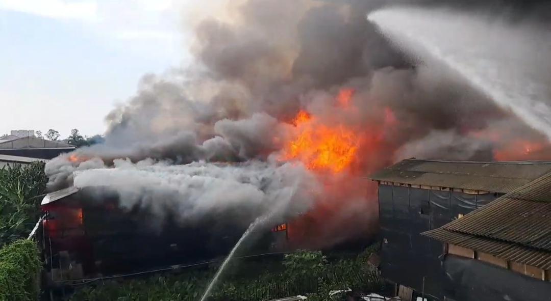 Innalillahi, 450 Rumah Hangus Terbakar di Penjaringan 