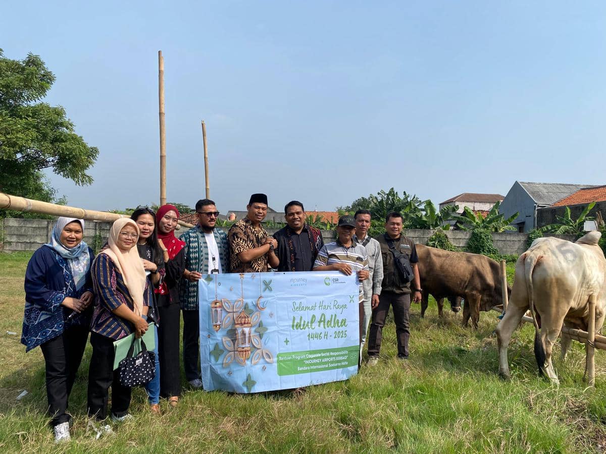 Idul Adha 2025, Bandara Soetta Bagikan 32 Hewan Kurban ke Warga Sekitar