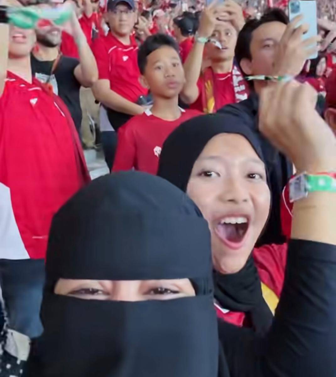 momen Umi Pipik dukung menantu di lapangan (instagram.com/_ummi_pipik_)