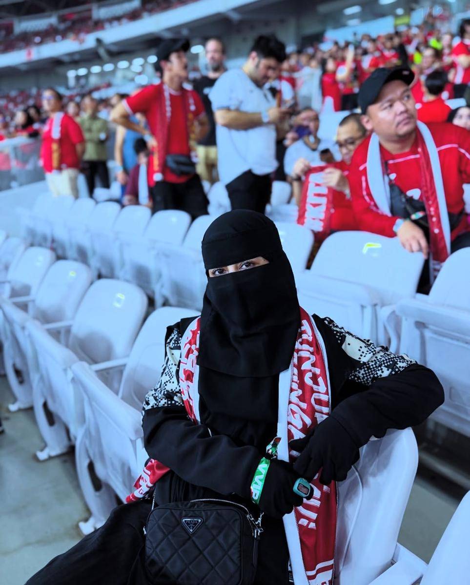 momen Umi Pipik dukung menantu di lapangan (instagram.com/_ummi_pipik_)