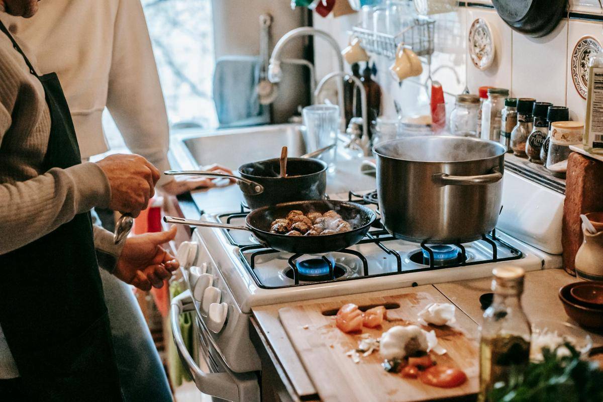 ilustrasi memasak (pexels.com/Gary Barnes)