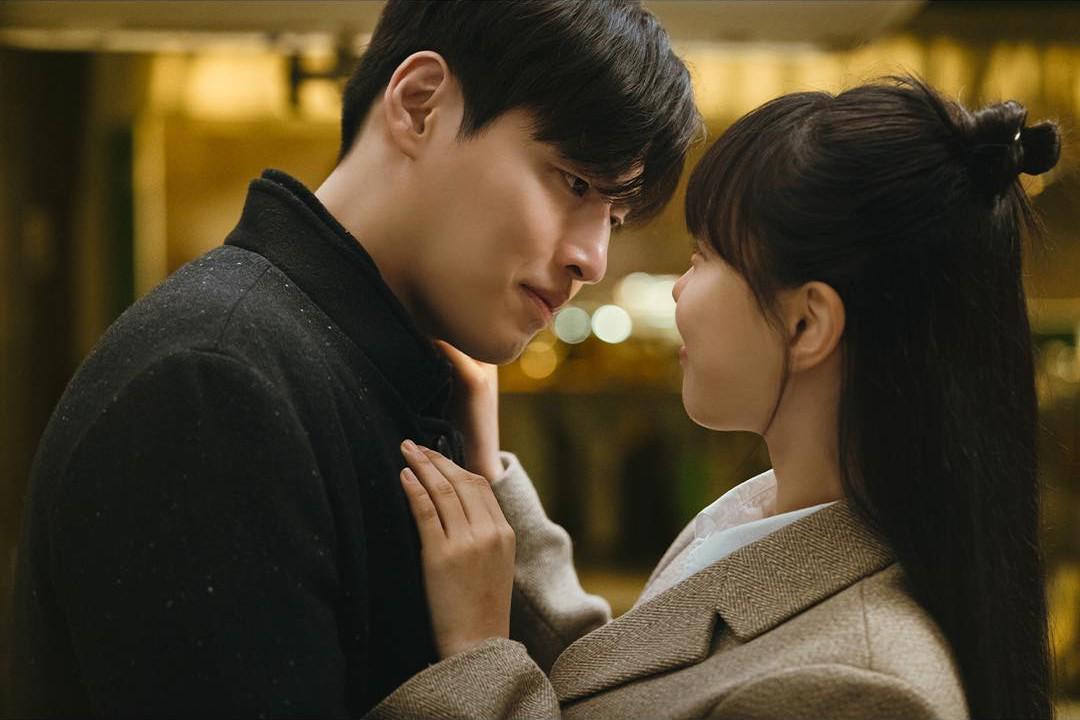 7 Bukti Ketulusan Han Beom Woo pada Mo Yeon Joo di Tastefully Yours