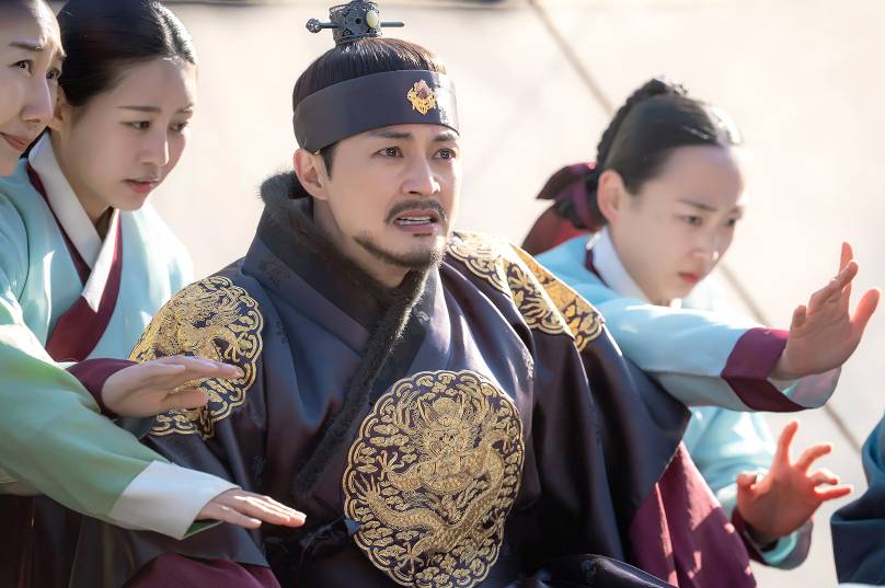 Still cut drama Korea The Haunted Palace (dok. SBS Drama/The Haunted Palace)