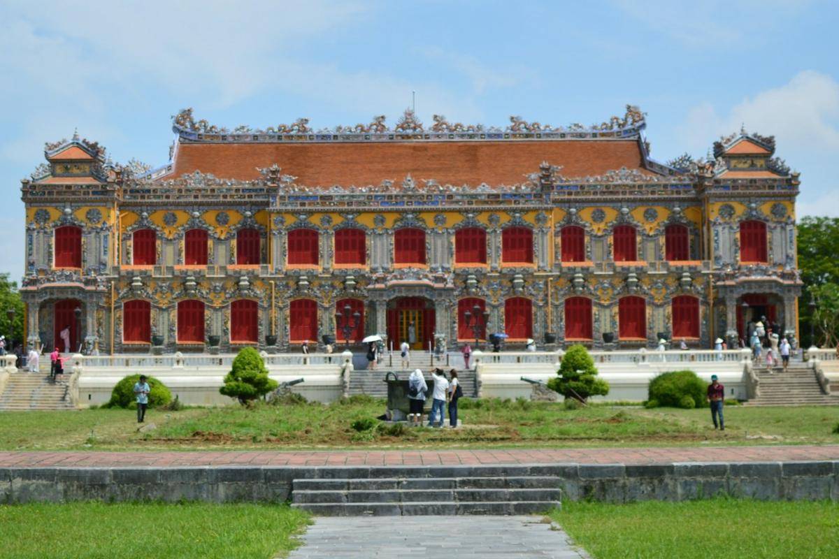 Hue Imperial City, Vietnam (unsplash.com/amansks91)