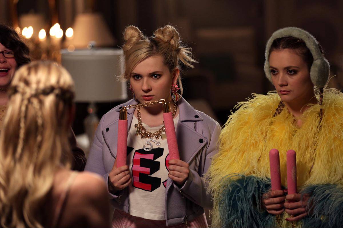 adegan dalam serial Scream Queens. (dok. Disney+/Scream Queens)