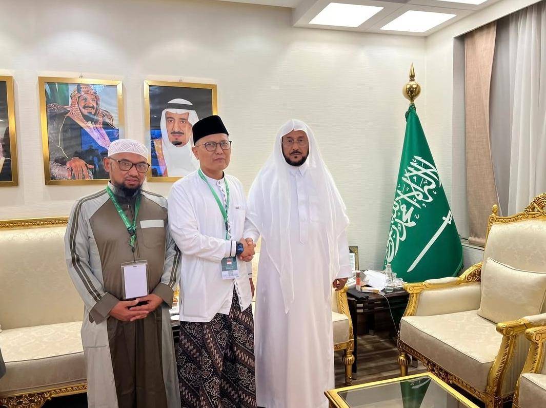 Ketua MUI Temui Menteri Haji Saudi, Sempat Tanyakan soal Visa Furoda