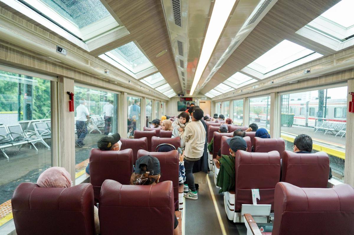 Kereta Panoramic 2.jpeg