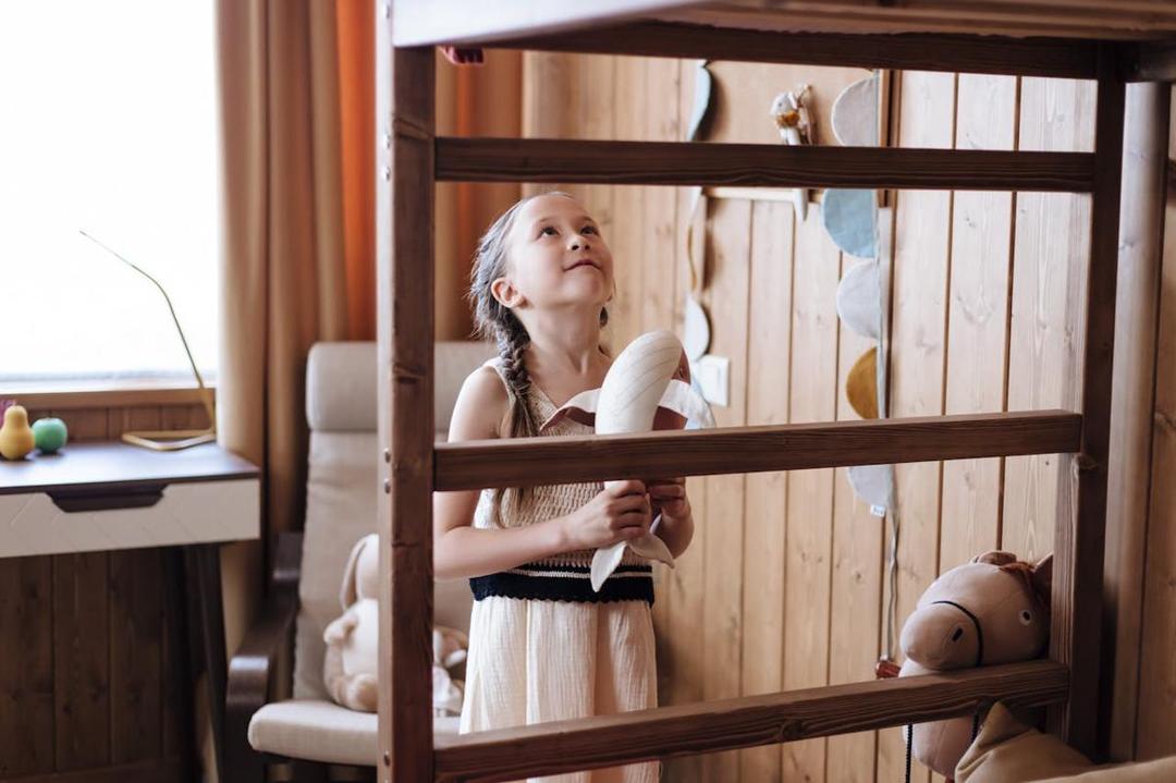 5 Barang yang Bikin Kamar Anak Tampak Sempit, Singkirkan!
