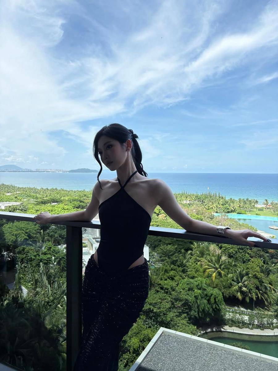 potret Ningning aespa di event Vogue China Vacation (instagram.com/imnotningning)