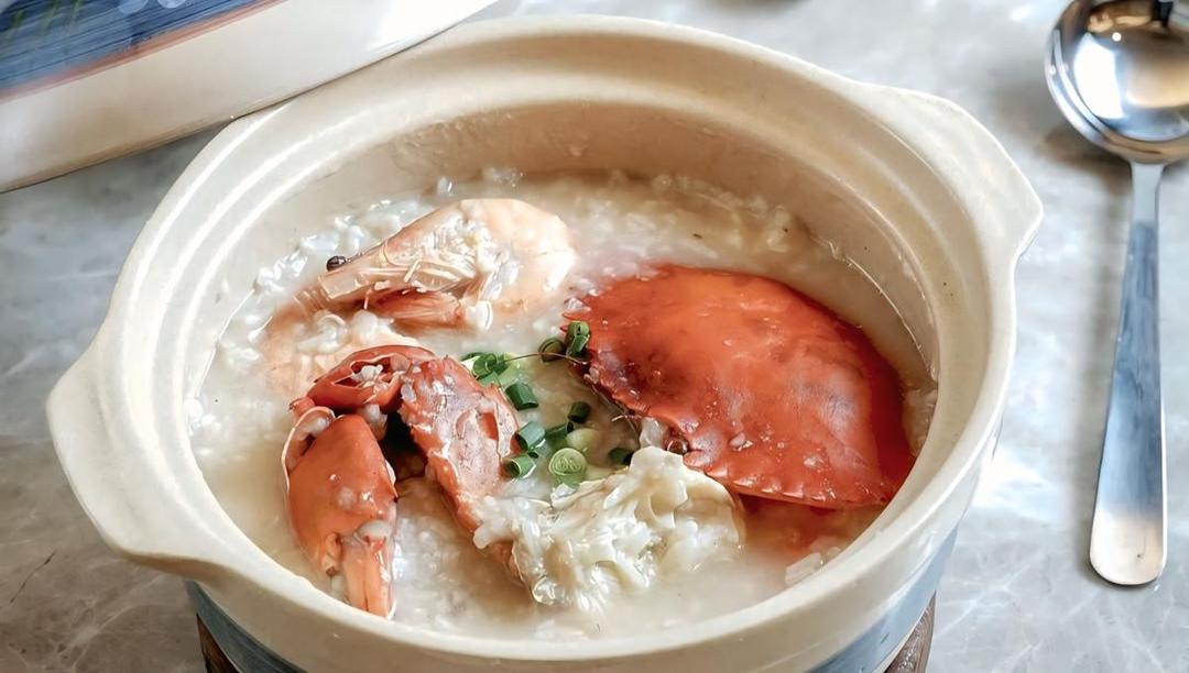5 Tempat Makan yang Buka 24 Jam di PIK, Ada Warteg Premium