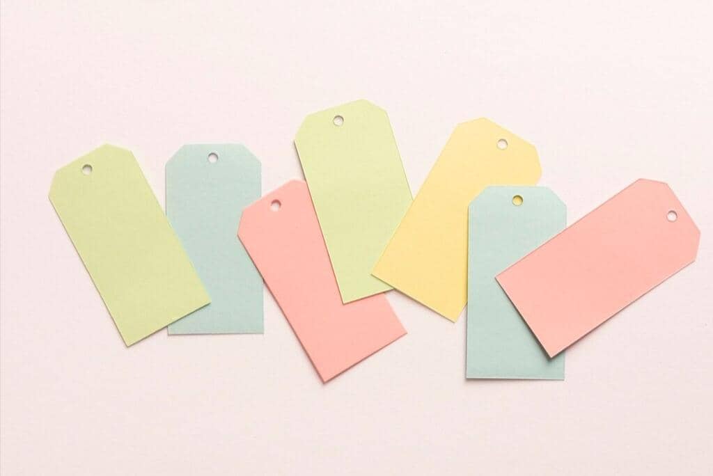 Ilustrasi Label Nama (freepik.com/freepik) 