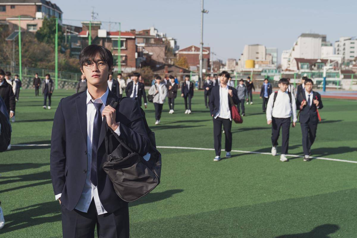 Kang Yoon Ki (Kim Do Wan) di drakor ONE: High School Heroes (twitter.com/NAMOOACTORS2004)