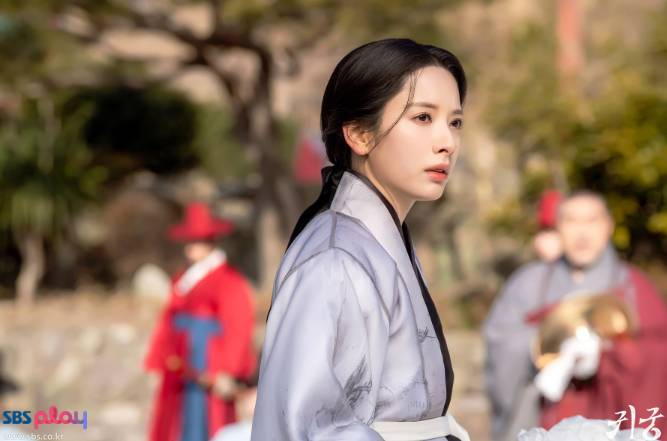 cuplikan drama The Haunted Palace (dok. SBS/The Haunted Palace)