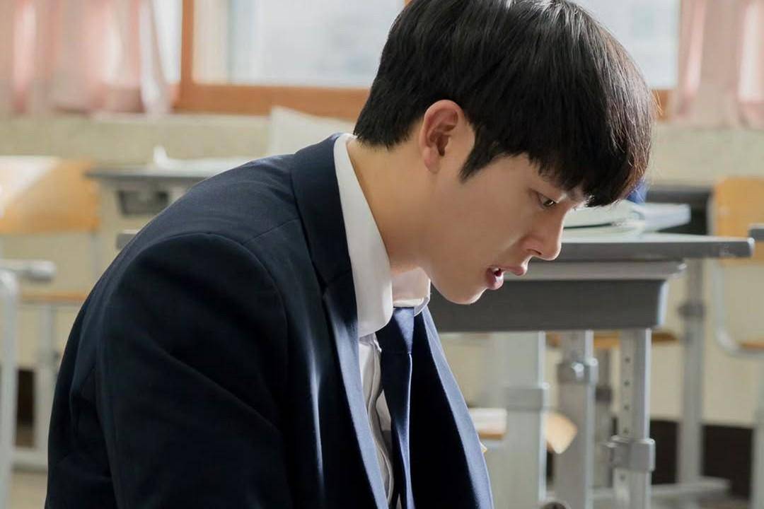 Kim Ui Gyeom (Lee Jung Ha) di drakor ONE: High School Heroes (instagram.com/namooactors)