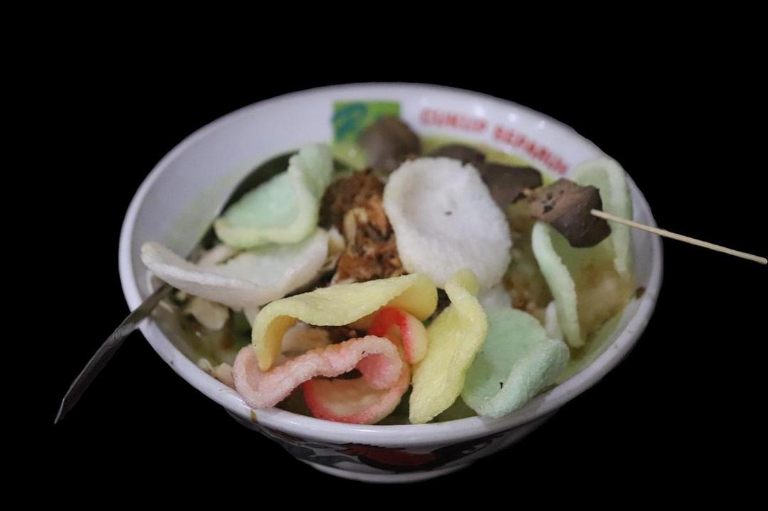 5 Kuliner Bubur Ayam Terenak di Sekitar Kampus Unej, Andalan Mahasiswa