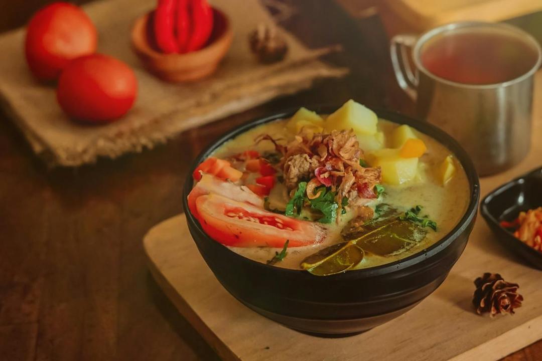 8 Lauk Makan Soto Betawi untuk Perpaduan Menggugah Selera