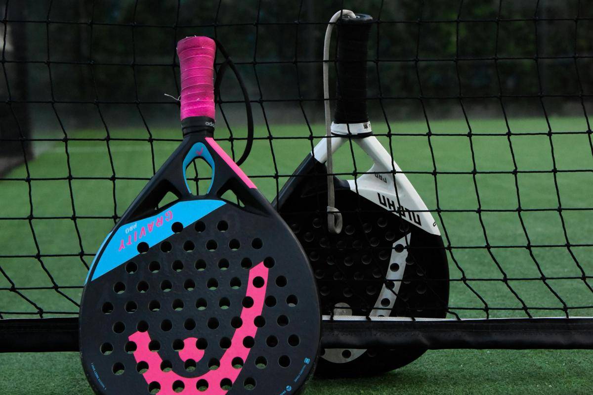 ilustrasi raket padel (pexels.com/Atousa Enayati)