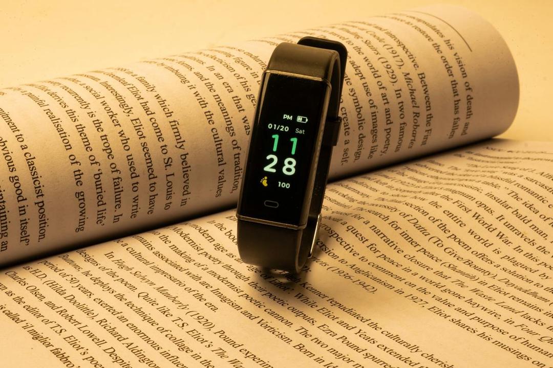 7 Rekomendasi Smartband untuk Melacak Kebugaran