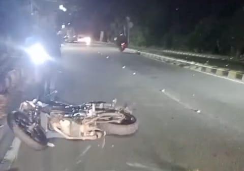 Kronologi Pemotor Tewas Terlindas Bus Restu di Twins Road Sukomoro Magetan