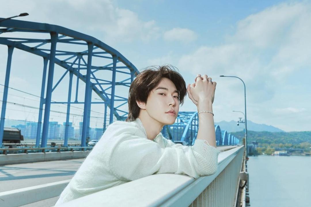 Makna 10 Lagu Doyoung NCT di Album Soar, tentang Cinta dan Kehidupan