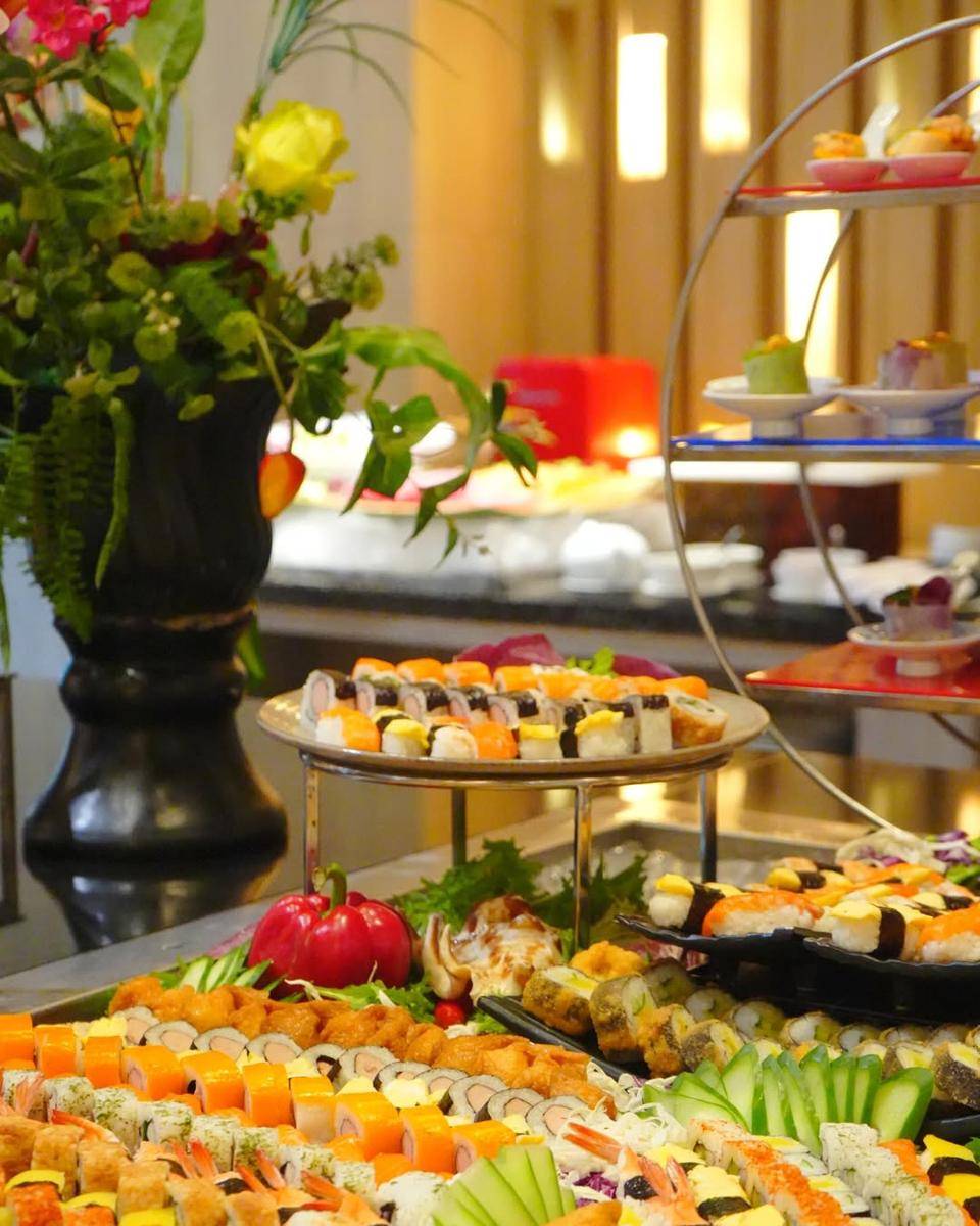 menu makanan di Catappa Restaurant (instagram.com/grandmercurejakartakemayoran)