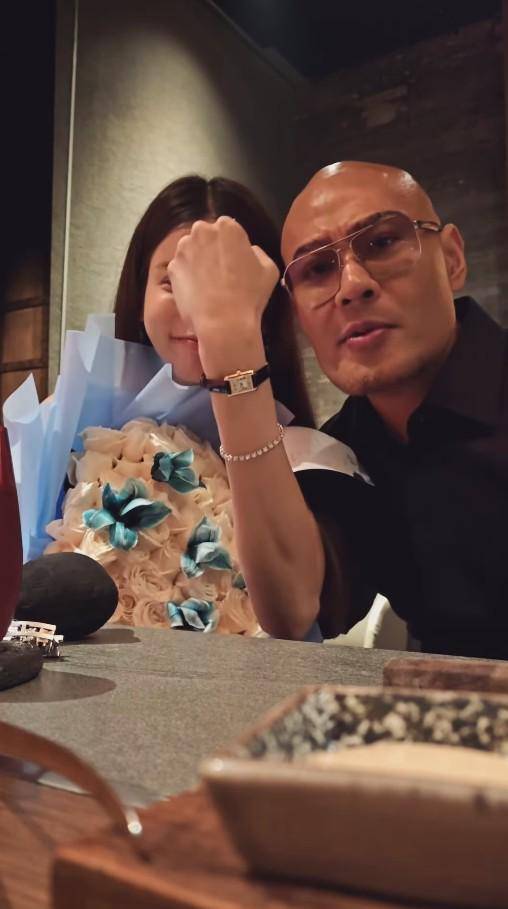 Anniversary ke-3 Deddy Corbuzier dan Sabrina (Instagram.com/sabrinachairunnisa_)