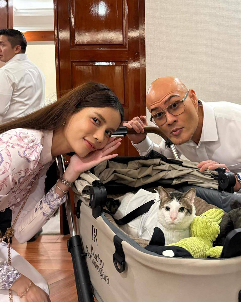 Anniversary ke-3 Deddy Corbuzier dan Sabrina (Instagram.com/sabrinachairunnisa_)