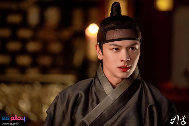 4 Tokoh The Haunted Palace dengan Character Development Terbaik