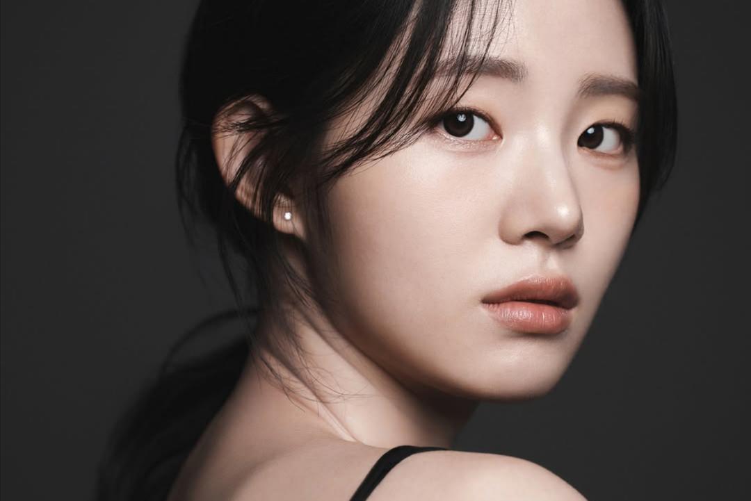 Shin Si Ah Resmi Bergabung dengan Management SOOP