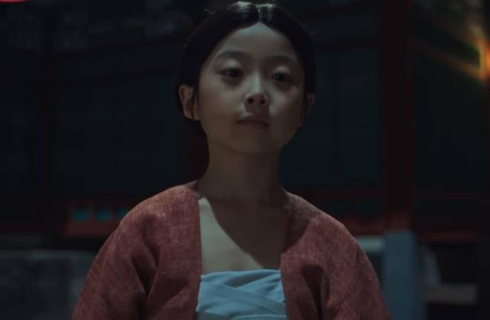 Hantu anal kecil di drama The Haunted Palace (dok. SBS/The Haunted Palace)