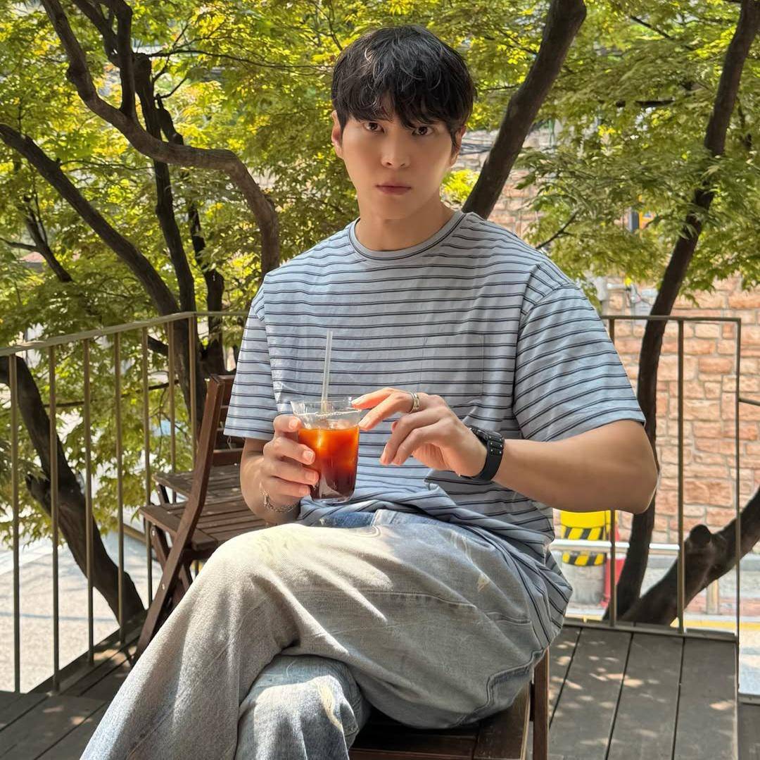 Joo Won (instagram.com/zu.won_moon.jun.won)