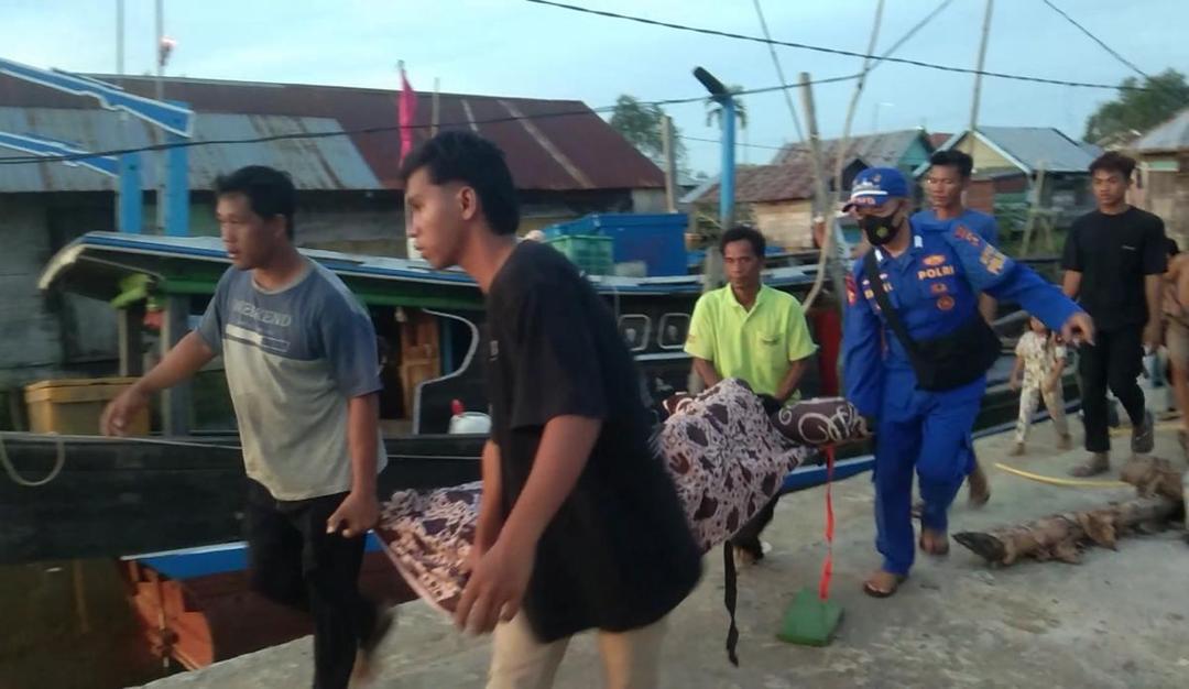 Evakuasi Warga Perairan, Polda Sumsel Turunkan Ambulans Apung