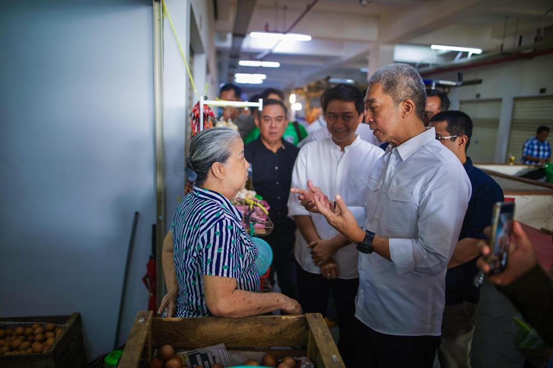 Dedie Rachim Pasar Gembrong Sukasari.jpg