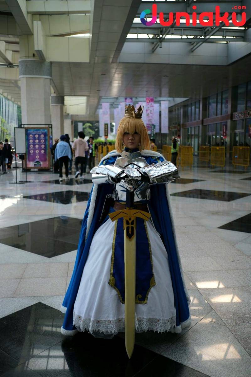 Artoria Pendragon 01.jpg