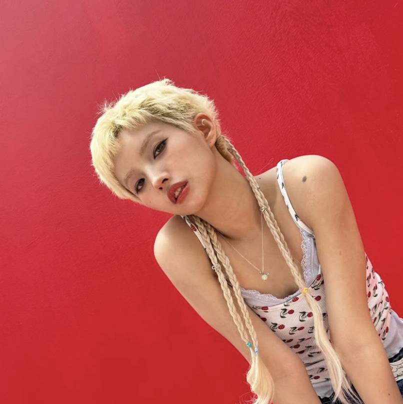 Soyeon i-dle (instagram.com/tiny.pretty.j)