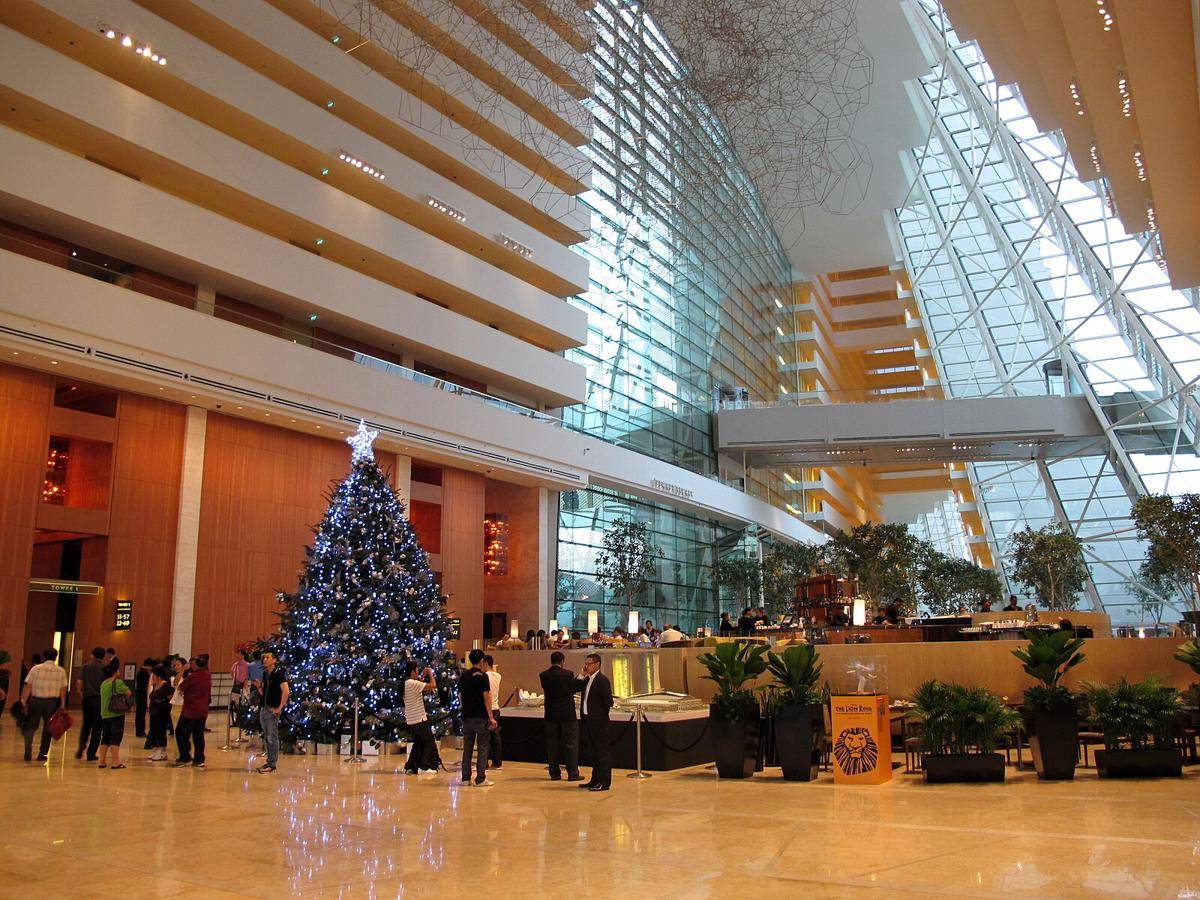 potret Marina Bay Sands, Singapura (commons.wikimedia.org/Wing1990hk)