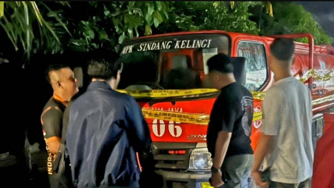 Mobil Damkar milik Pemerintah Kabupaten Rejang Lebong, Provinsi Bengkulu ditemukan di Muratara. (Dok. Istimewa)