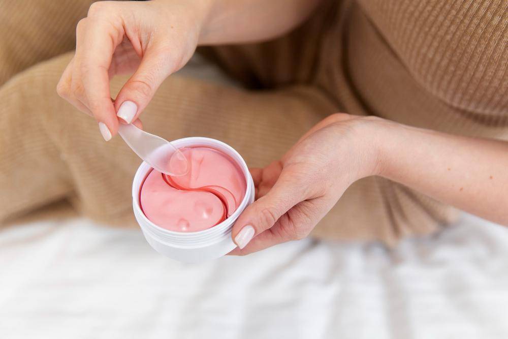 ilustrasi lip sleeping mask (freepik.com/freepik)