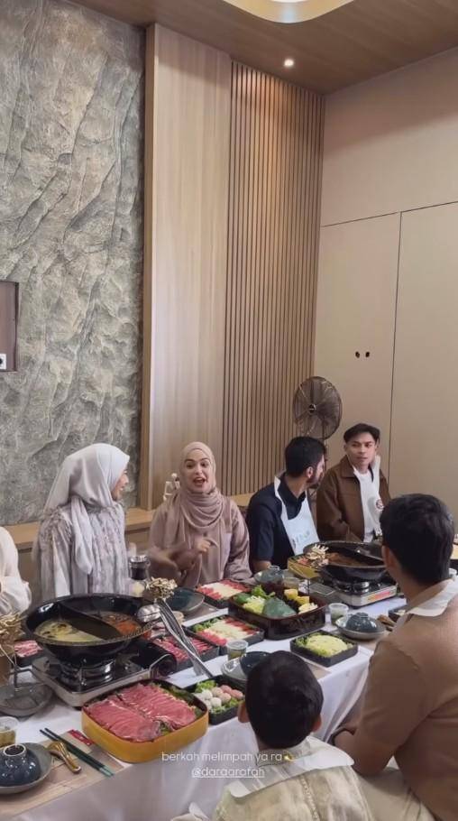 Syukuran Rumah Baru Dara Arafah (Instagram.com/daraarafah)