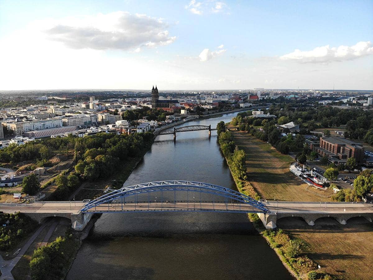 potret Sungai Elbe yang mengalir di wilayah Magdeburg, Jerman (commons.wikimedia.org/Olivier Cleynen)