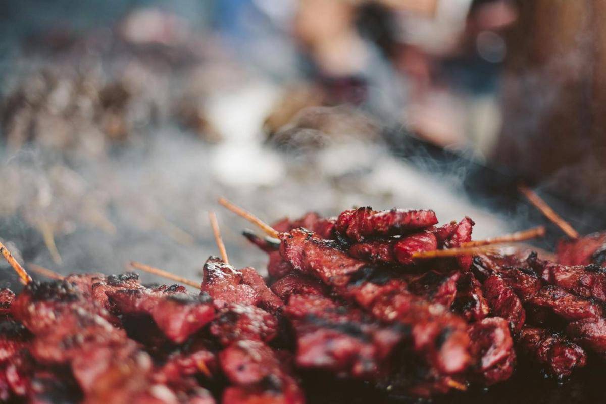 Sate (pexels.com/Craig Dennis)