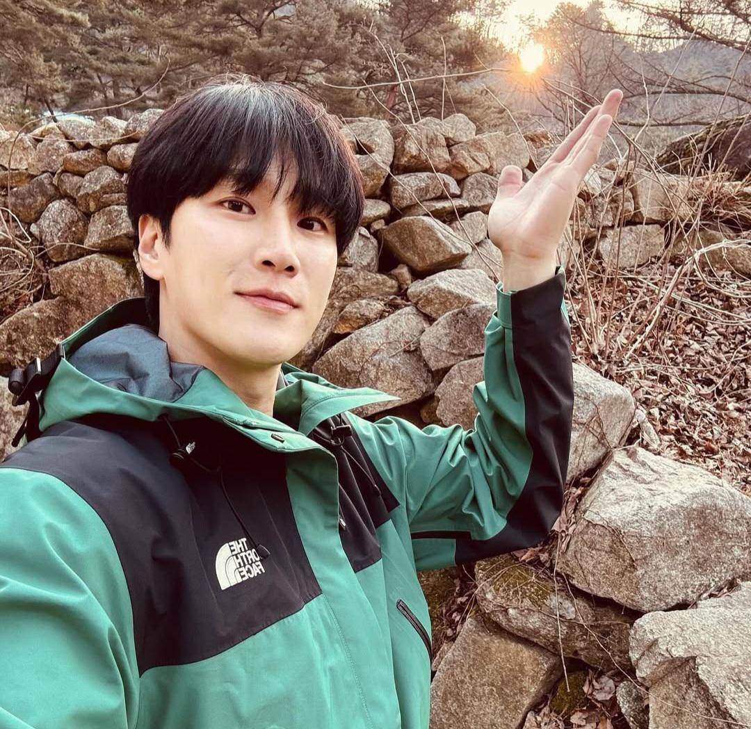 Ahn Bo Hyun (instagram.com/bohyunahn)