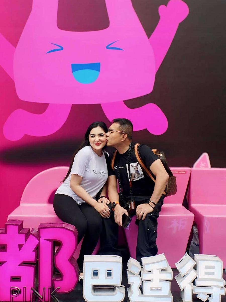 Anang dan Ashanty di Chengdu, China (instagram.com/ashanty_ash)