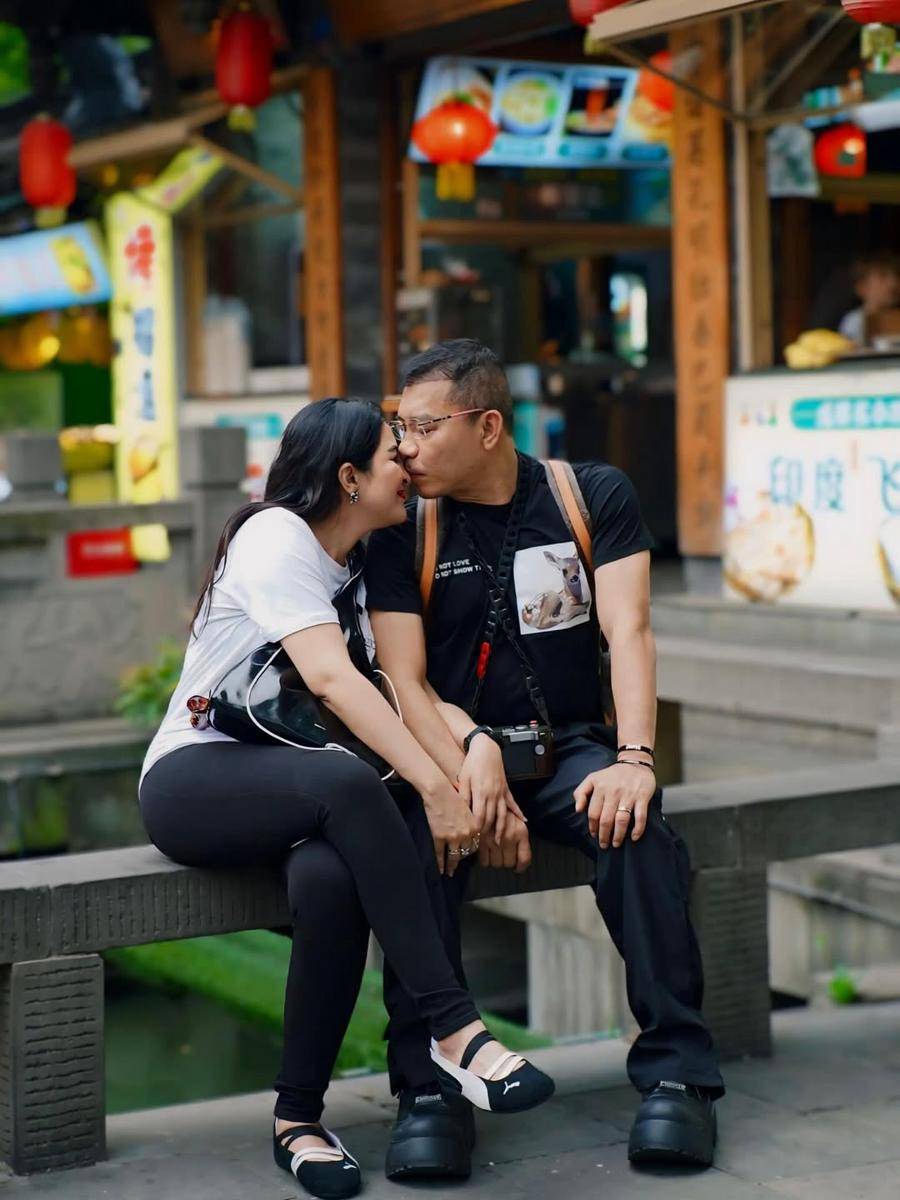 Anang dan Ashanty di Chengdu, China (instagram.com/ashanty_ash)