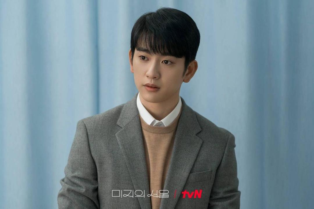 7 Bukti Lee Ho Su Berbakat Jadi Pengacara di Our Unwritten Seoul, Profesional dan Bijak!