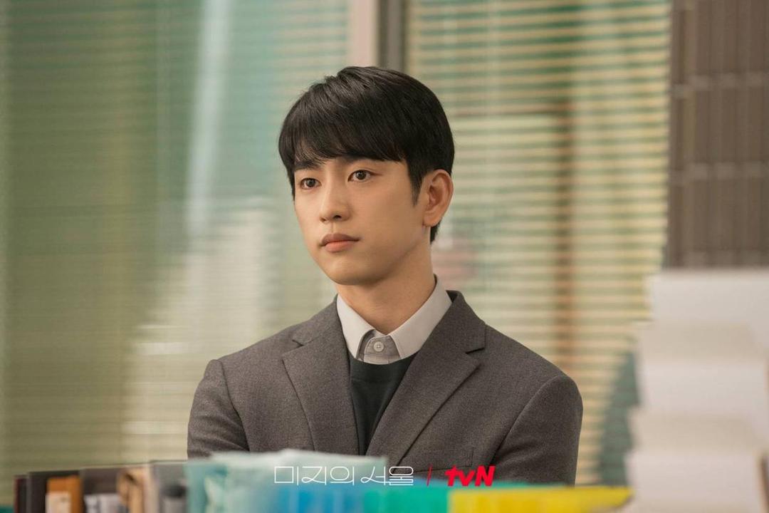 7 Sudut Pandang Lee Ho Su Menyikapi Rahasia Orang Lain di Our Unwritten Seoul, Penuh Insight